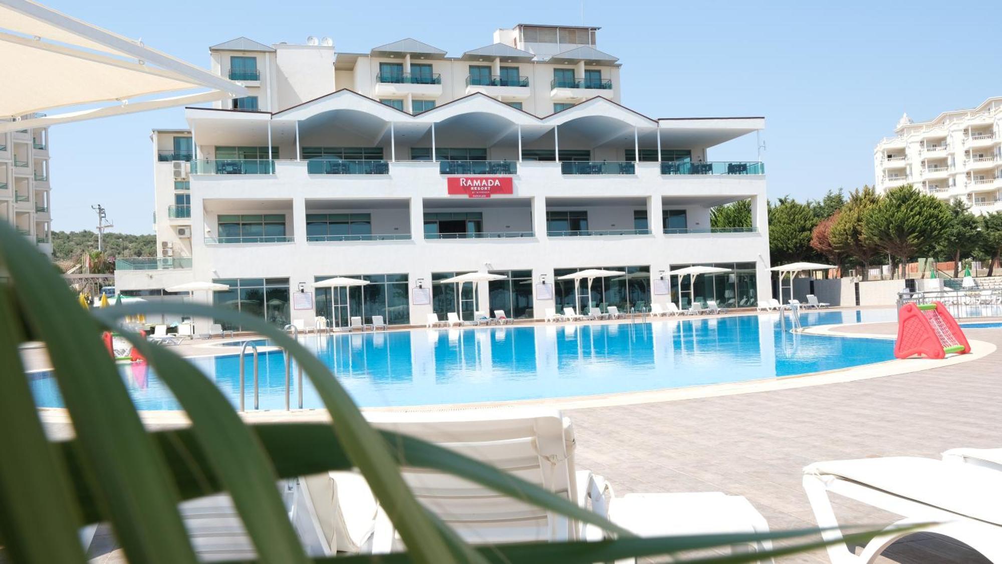 Ramada Resort By Wyndham Kizkalesi Exteriör bild
